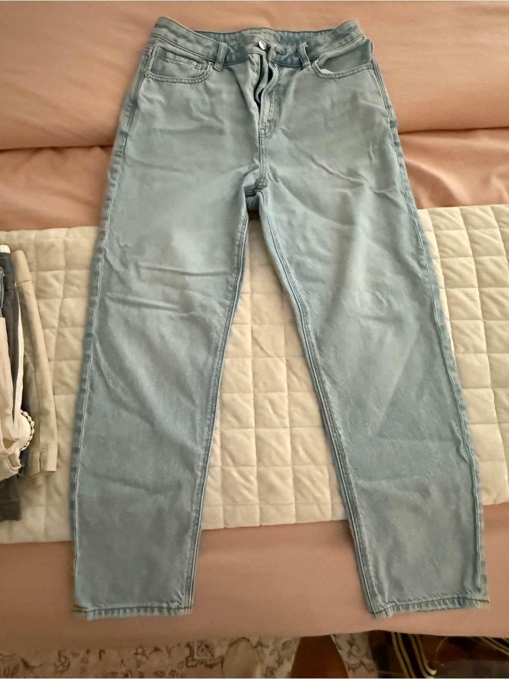 American Eagle Outfitters Light Blue Relaxed Jeans